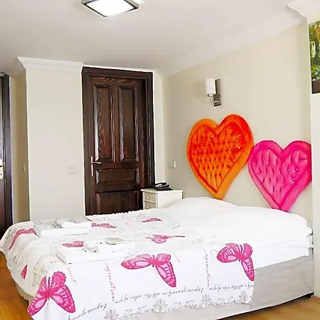 Hotel My Way Butik 3*